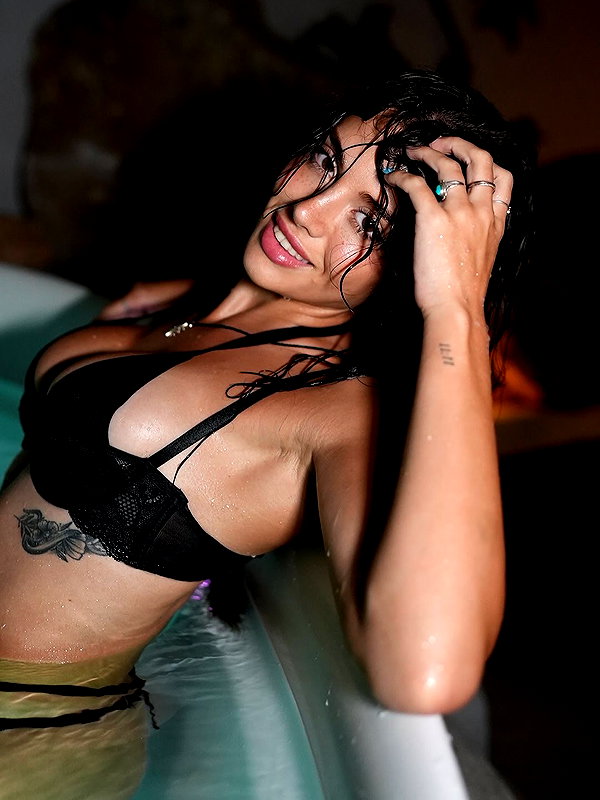 itsemilyblack itsemilyblack archive image