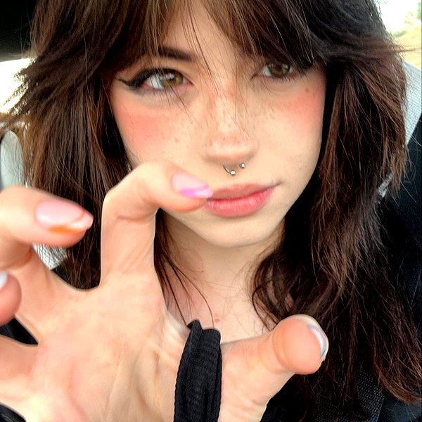 itshannahowo instagram image archive image
