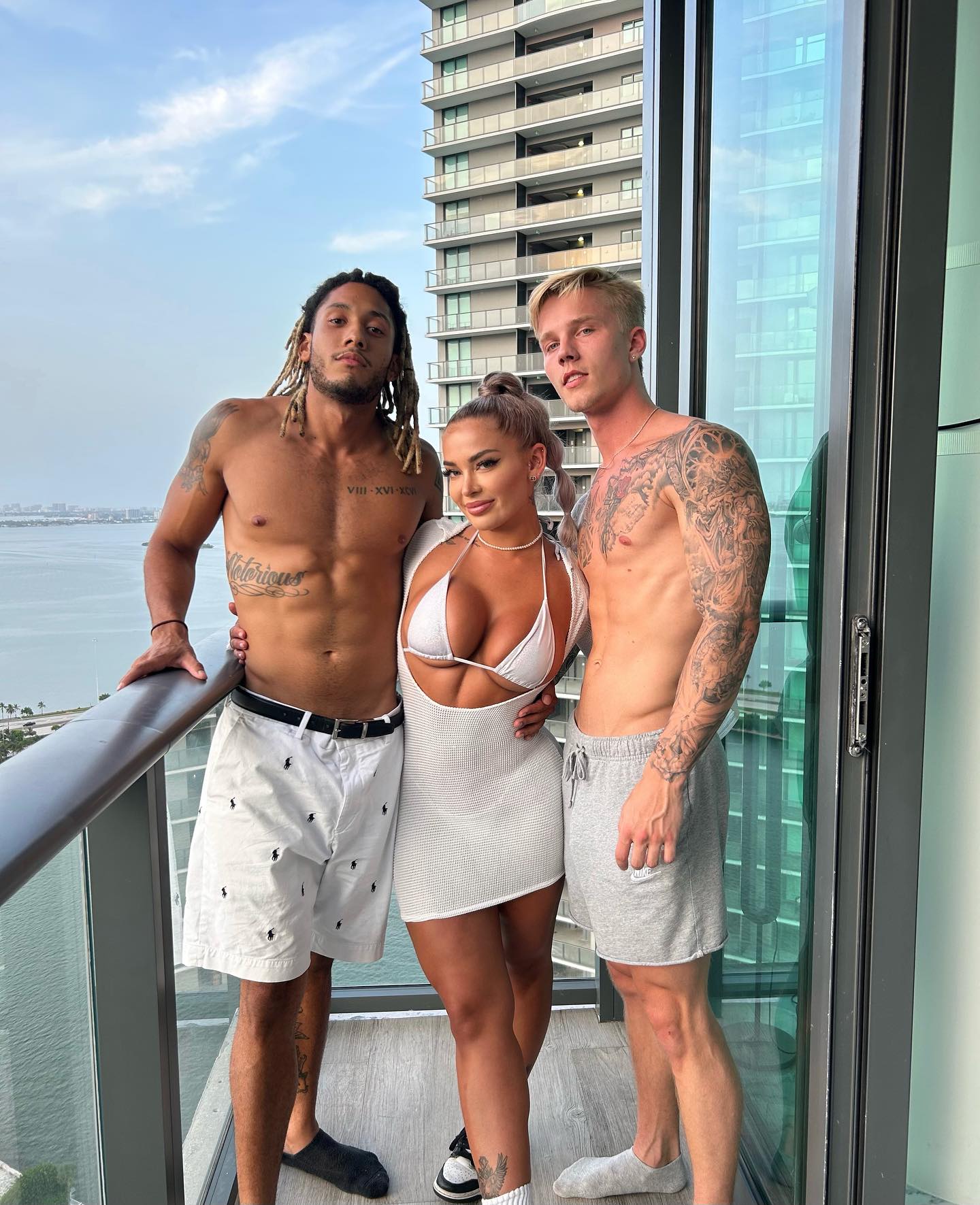 itshayleydavies instagram image archive image