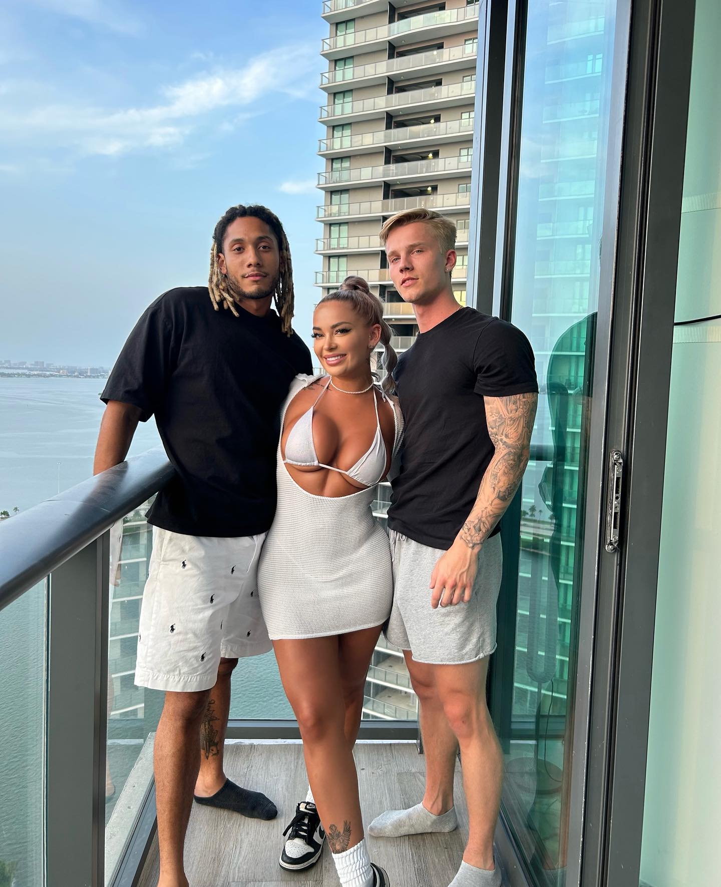 itshayleydavies instagram image archive image