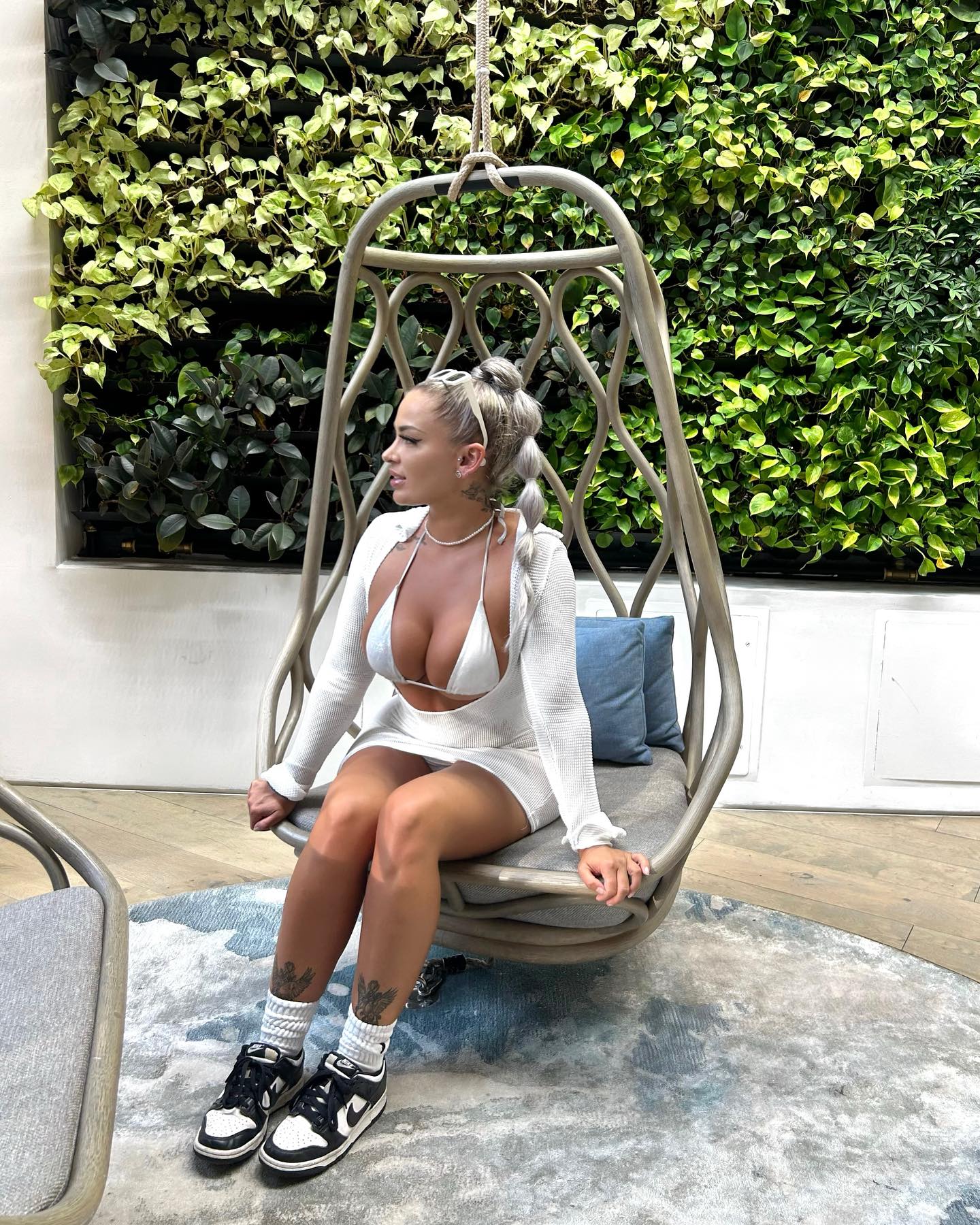 itshayleydavies instagram image archive image