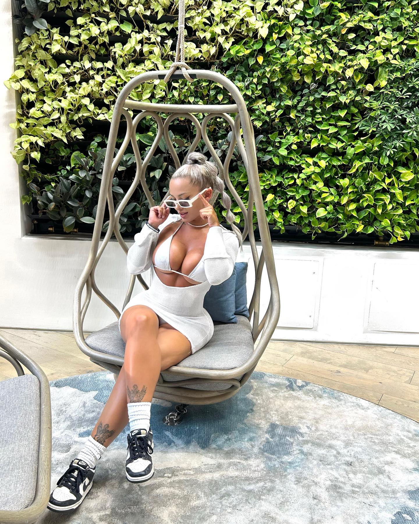 itshayleydavies instagram image archive image