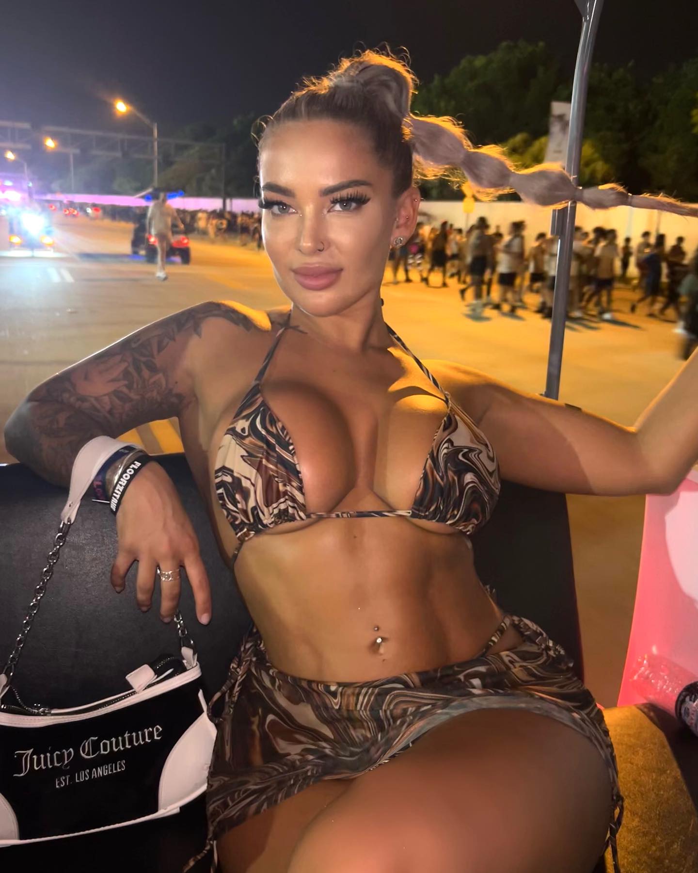 itshayleydavies instagram image archive image