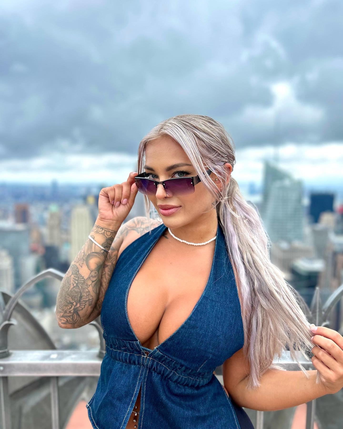 itshayleydavies instagram image archive image