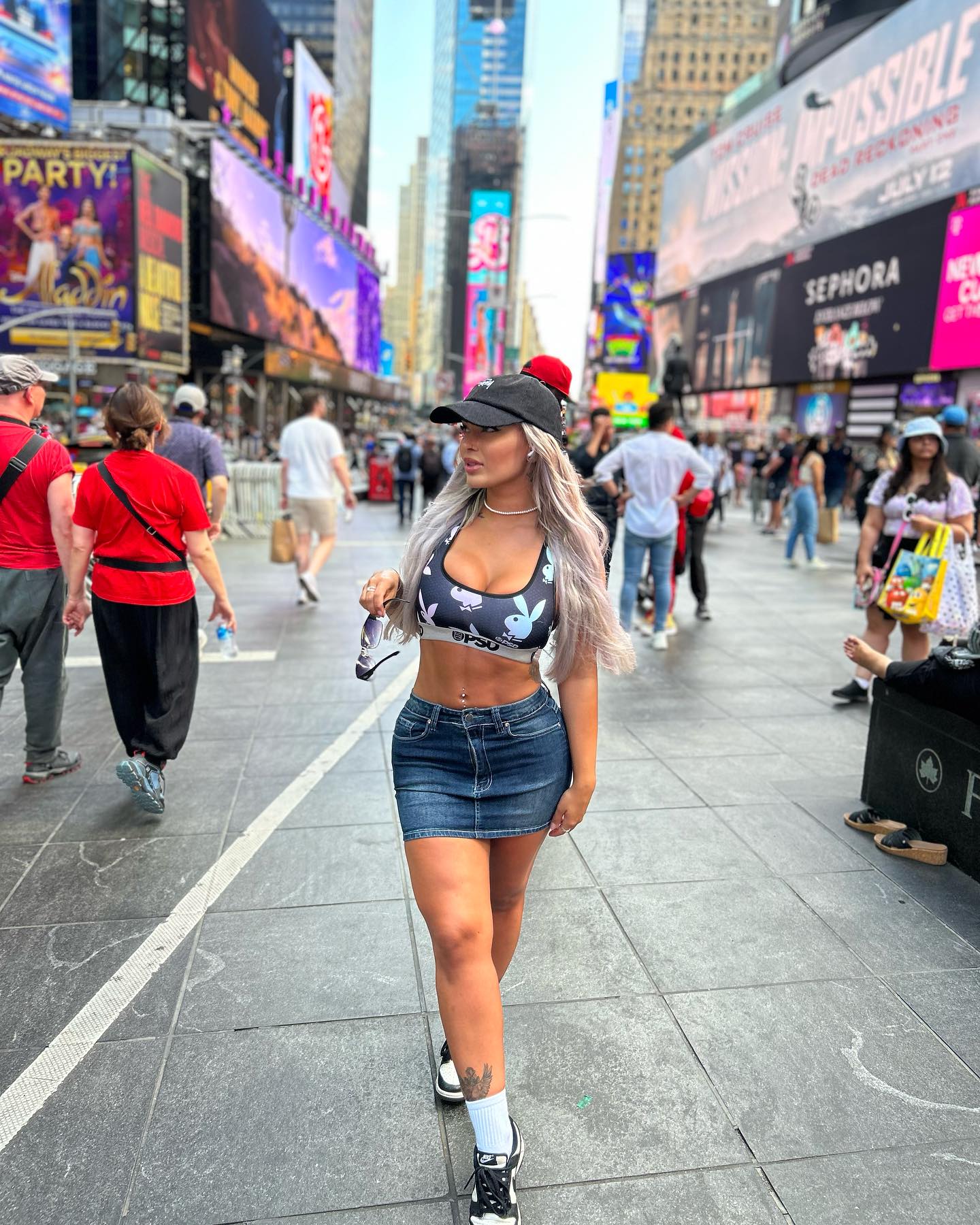 itshayleydavies instagram image archive image