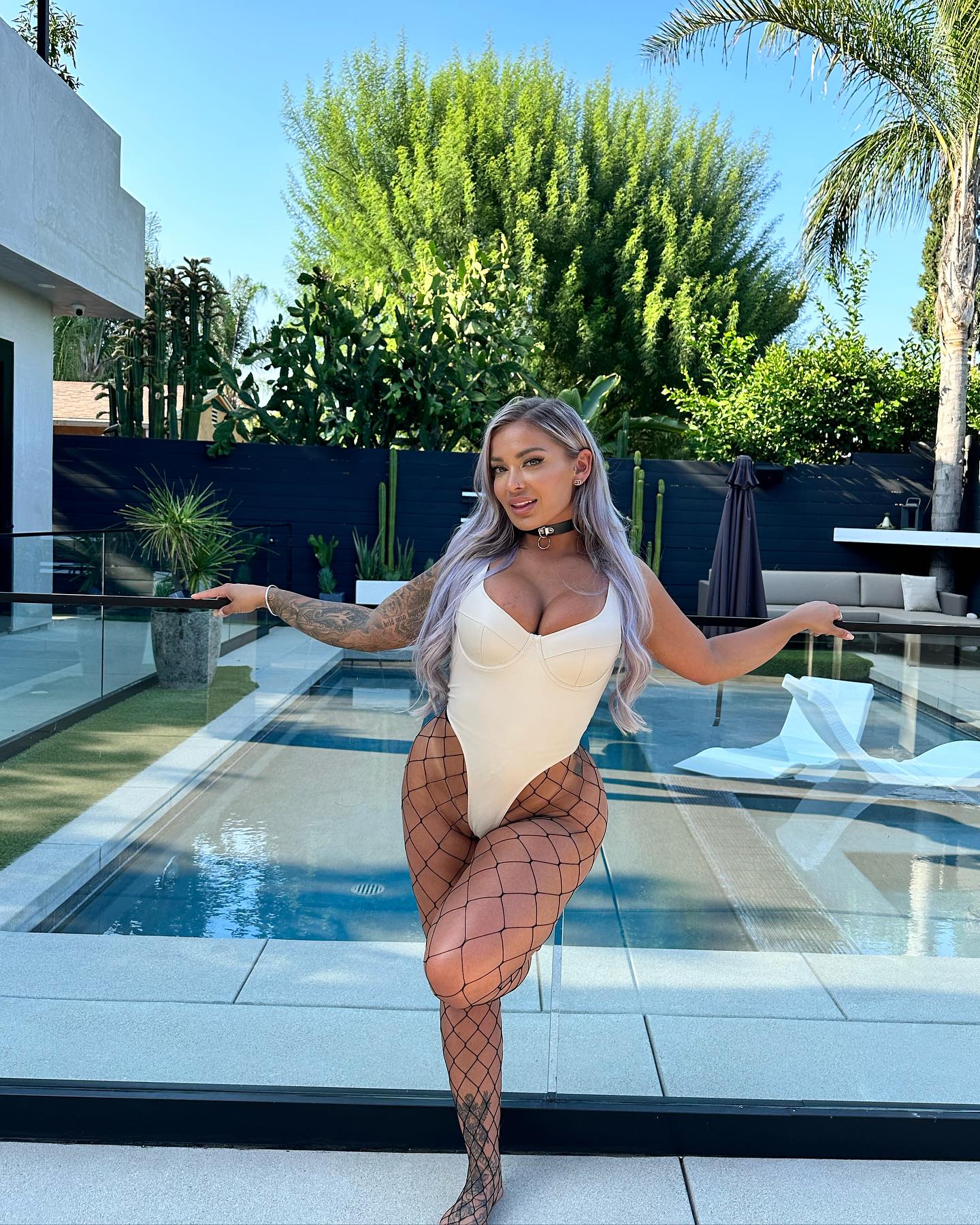 itshayleydavies instagram image archive image