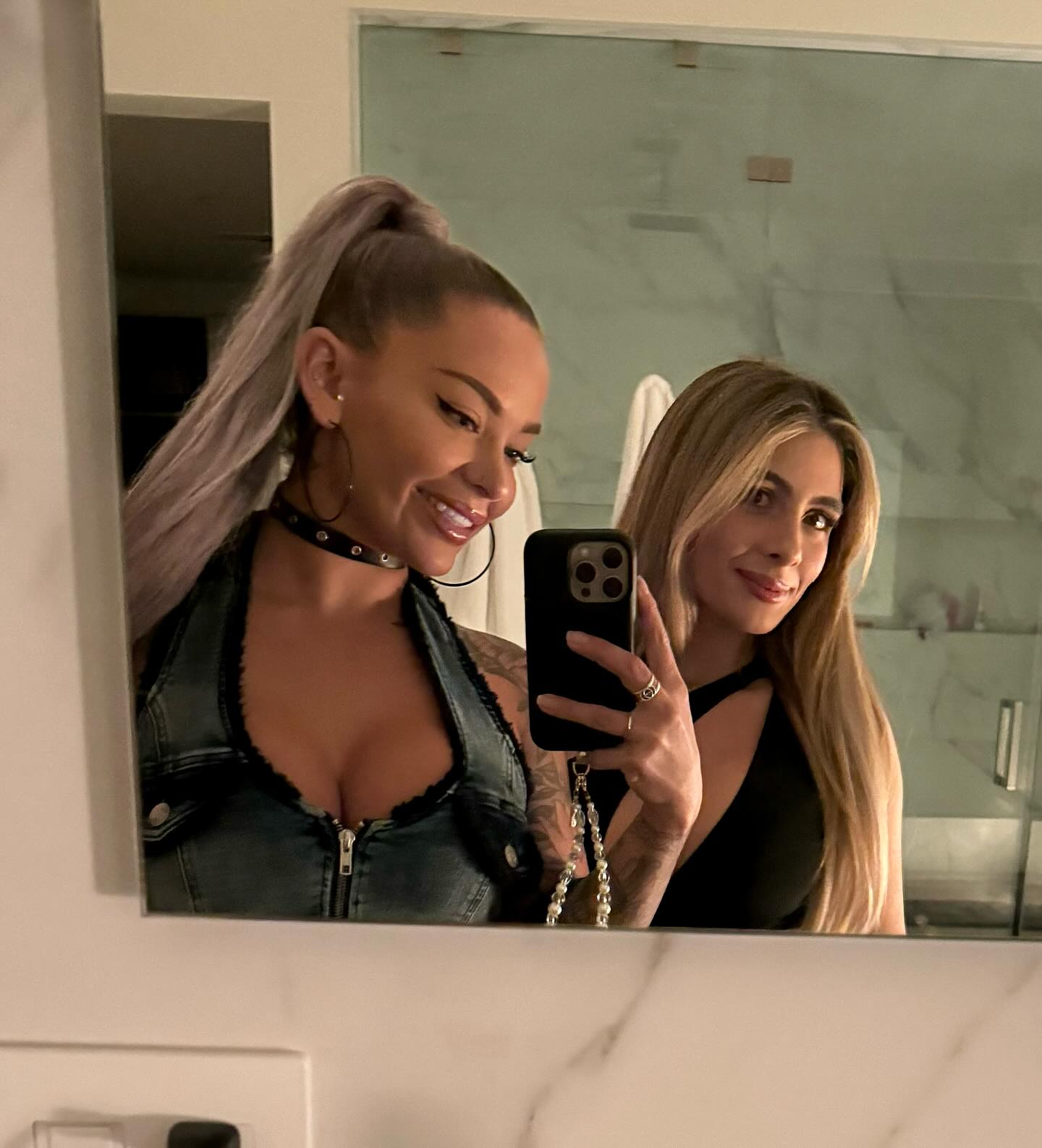 itshayleydavies instagram image archive image