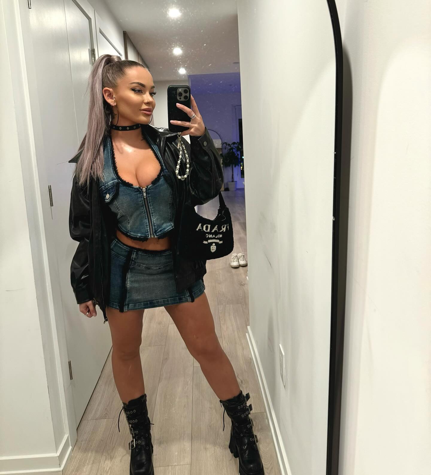 itshayleydavies instagram image archive image