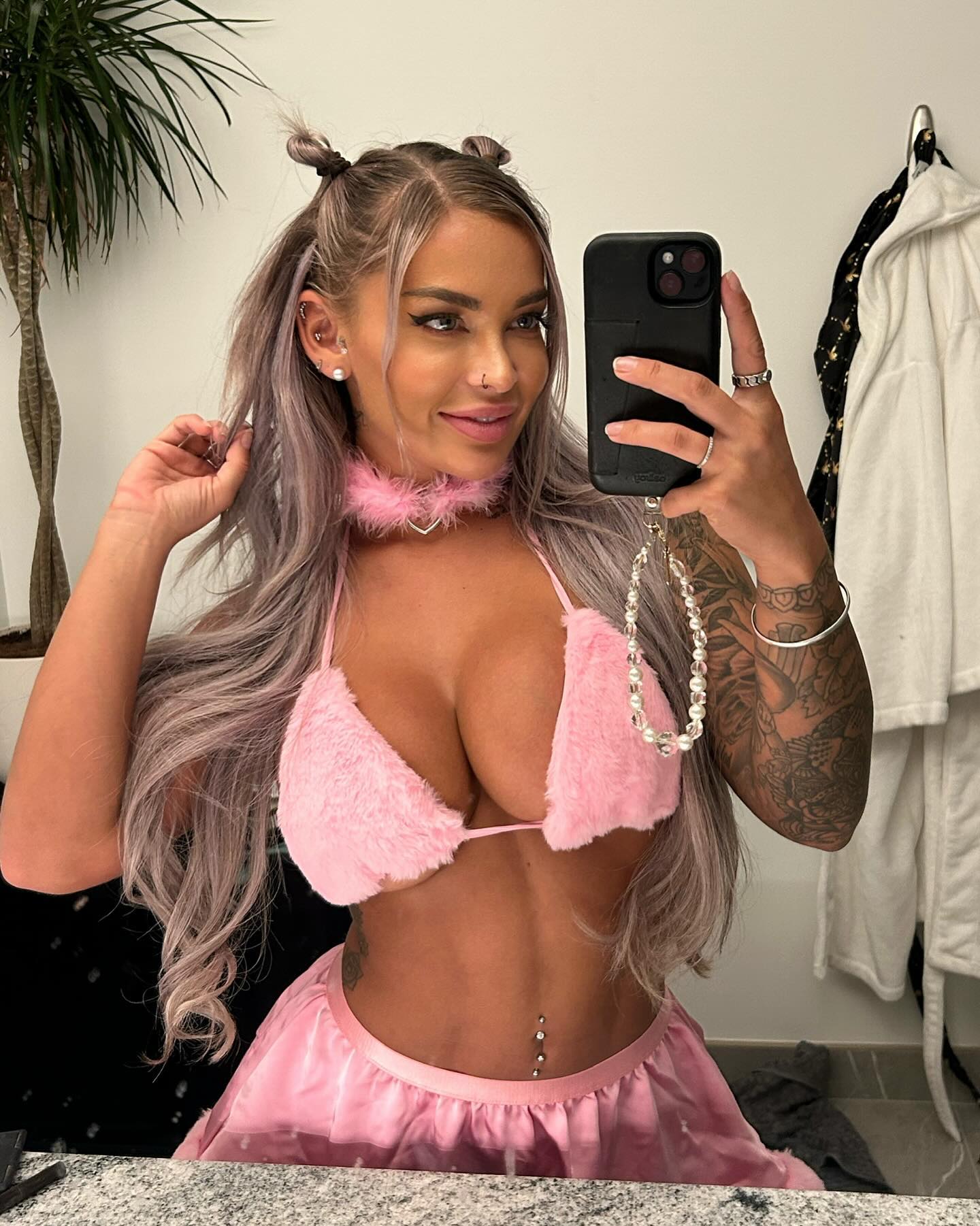 itshayleydavies instagram image archive image