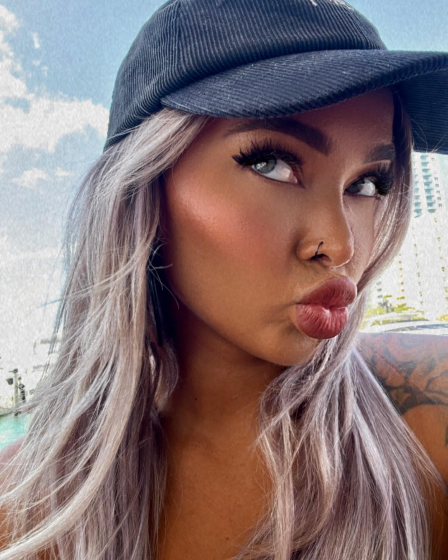 itshayleydavies instagram image archive image