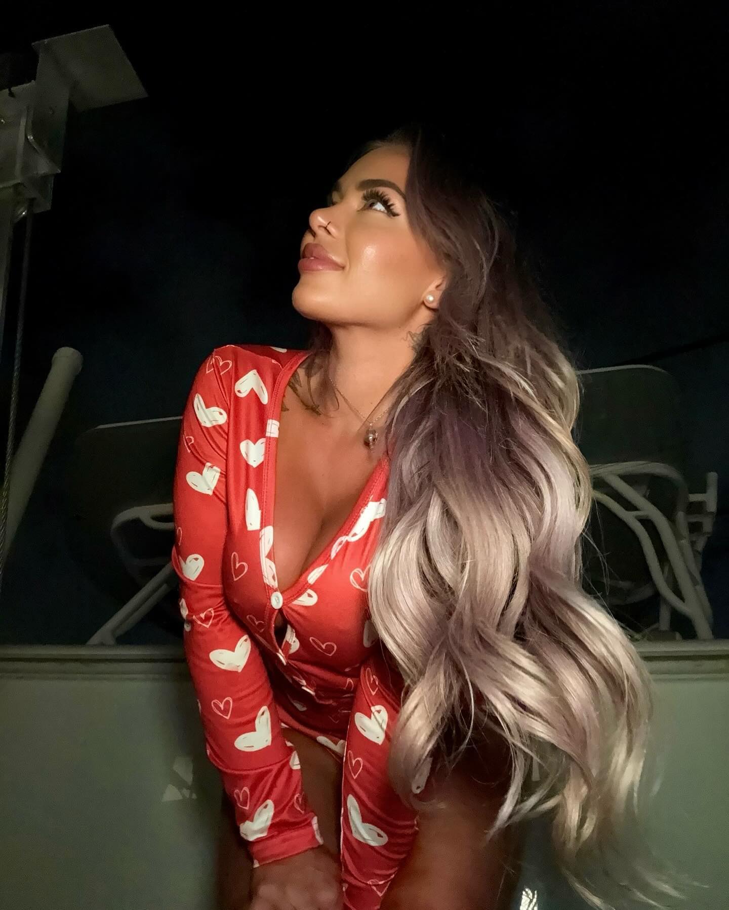 itshayleydavies instagram image archive image