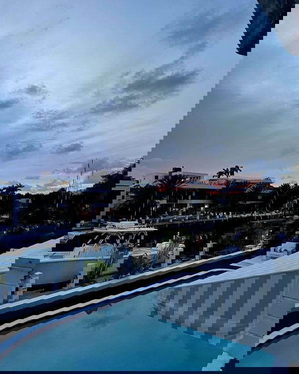 itshayleydavies image ~ Altpins