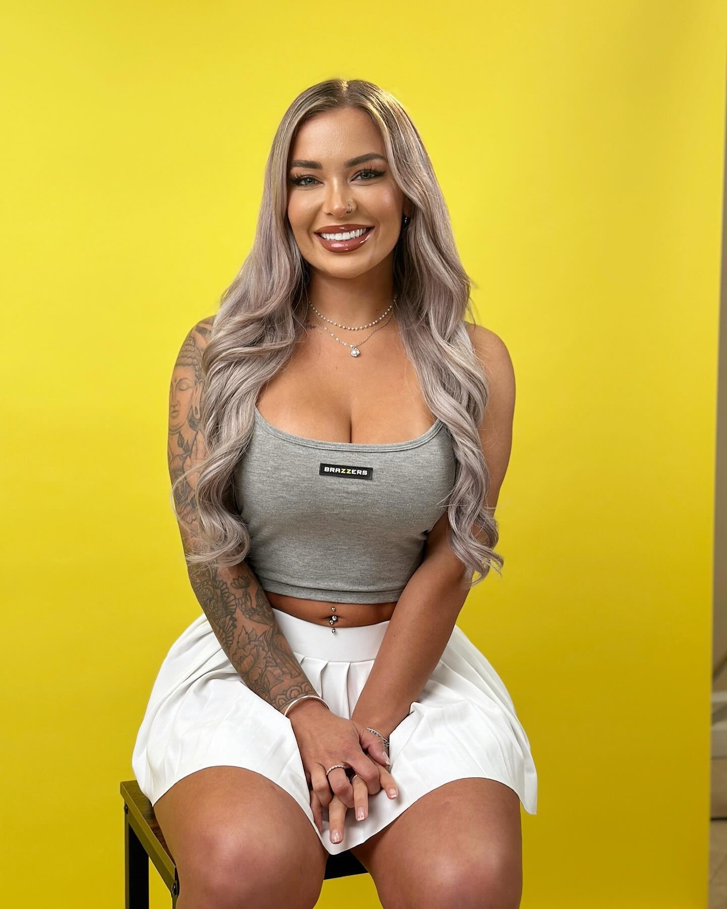 itshayleydavies instagram image archive image