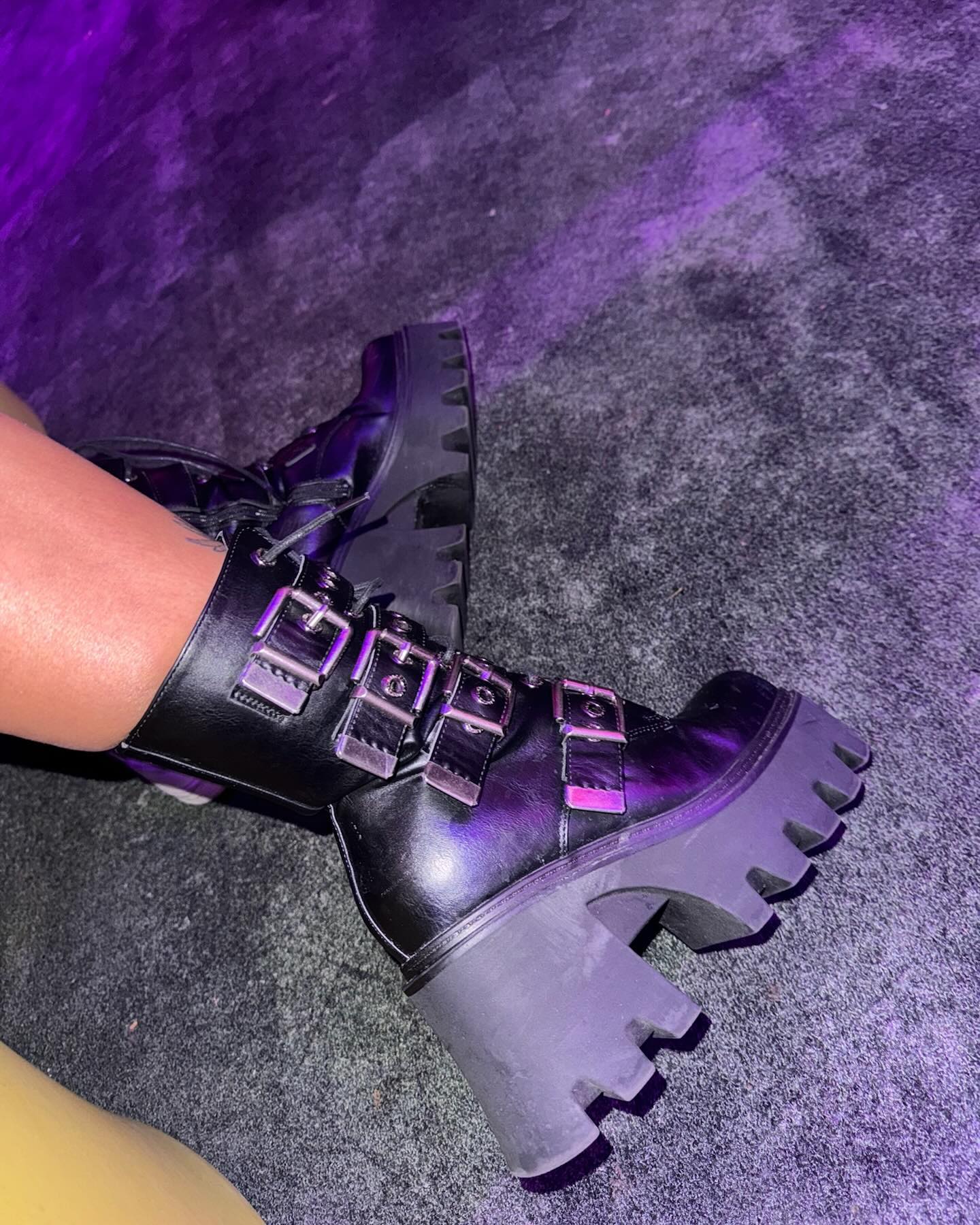 itshayleydavies instagram image archive image