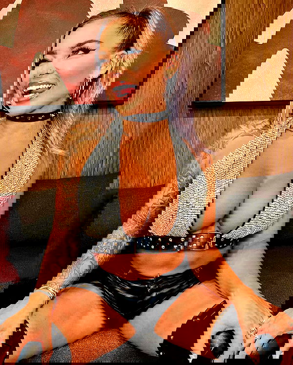 itshayleydavies image ~ Altpins