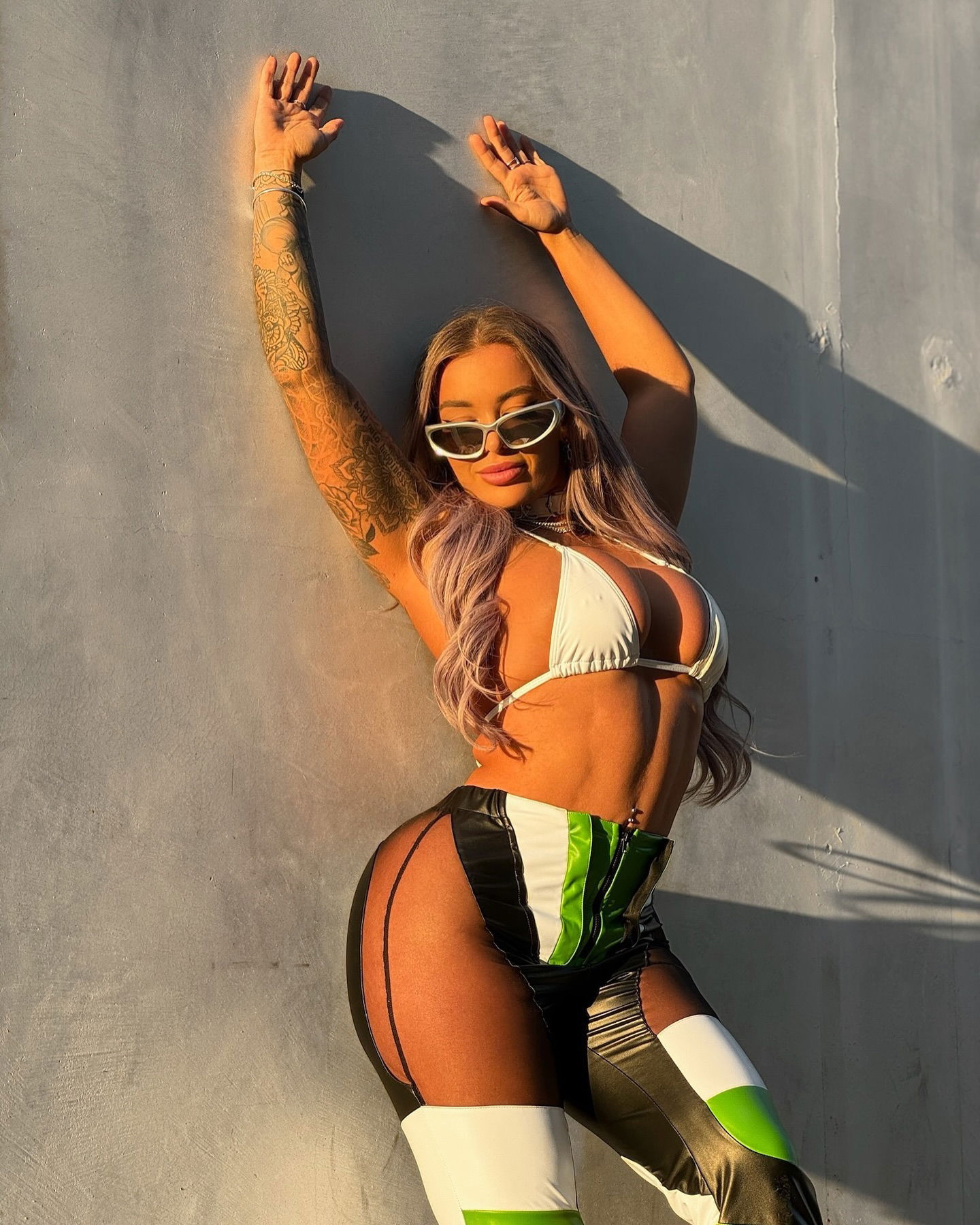 itshayleydavies instagram image archive image