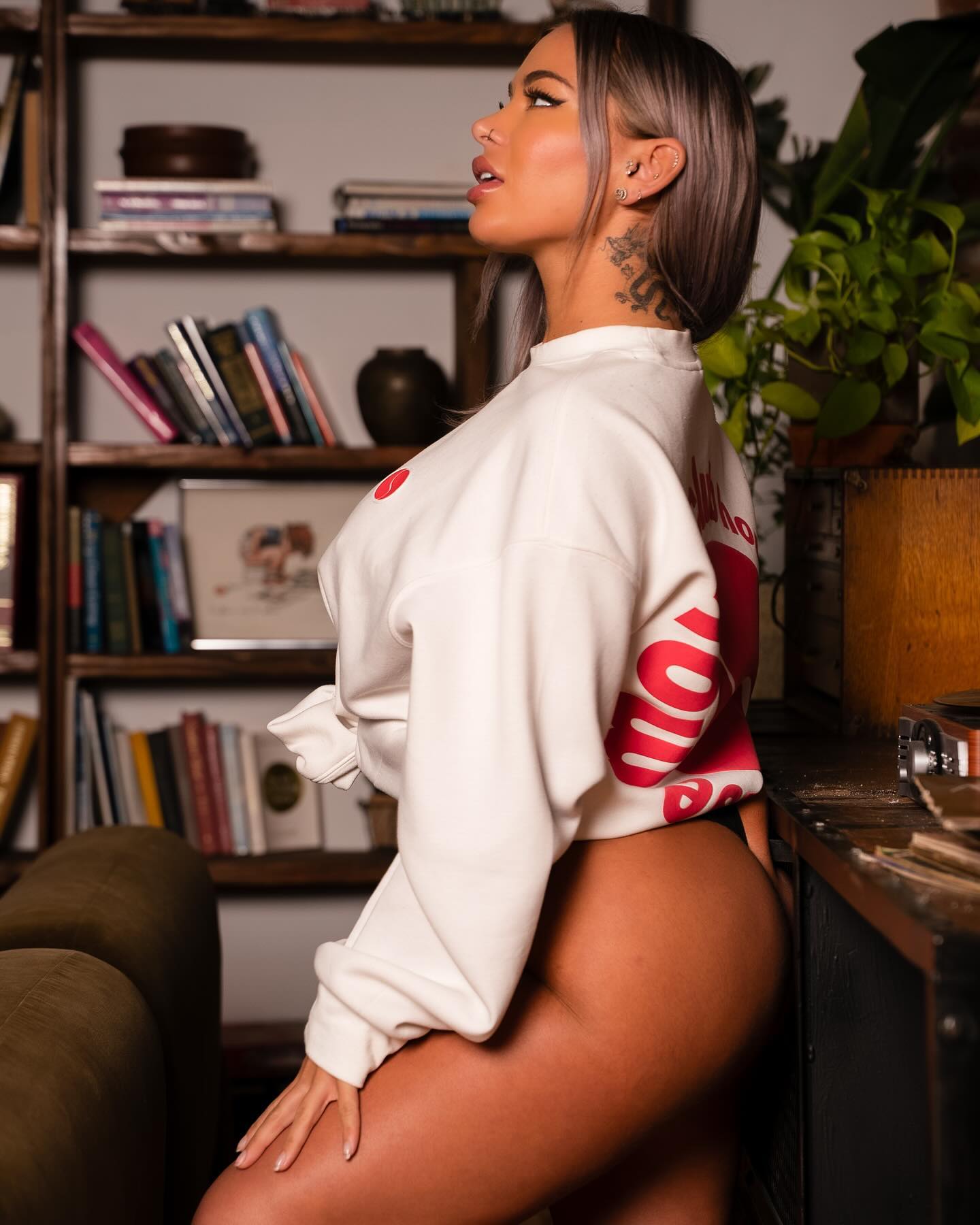 itshayleydavies instagram image archive image