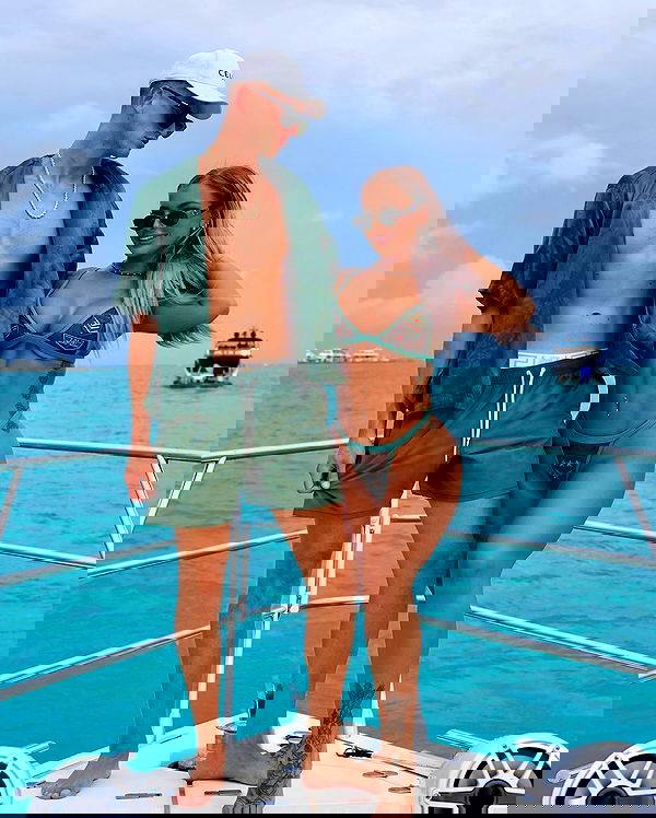 itshayleydavies image ~ Altpins