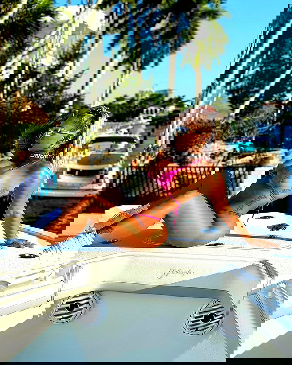 itshayleydavies image ~ Altpins