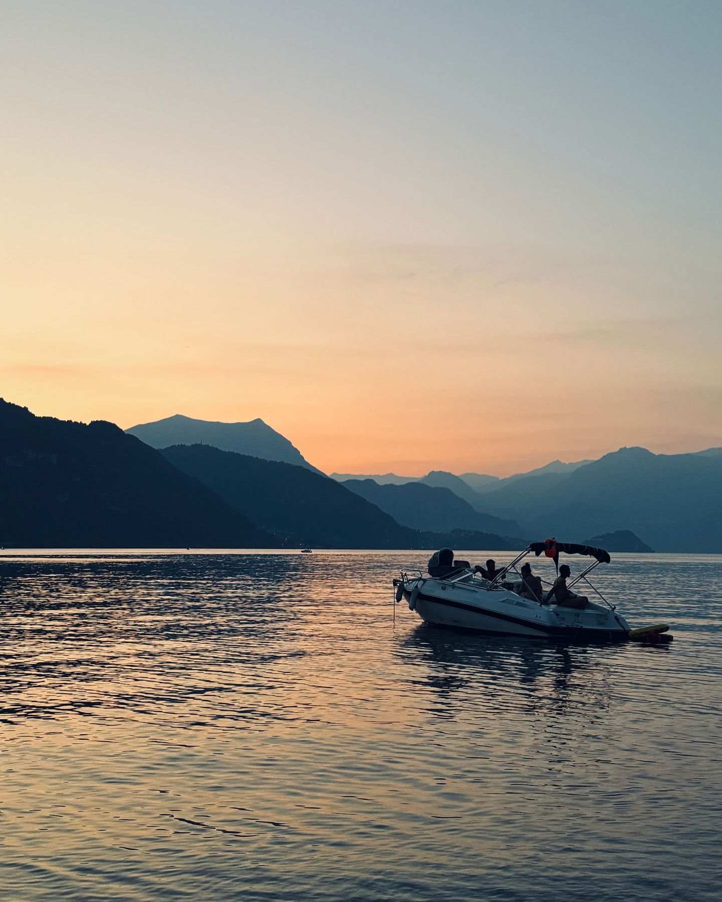 itshayleydavies instagram image archive image