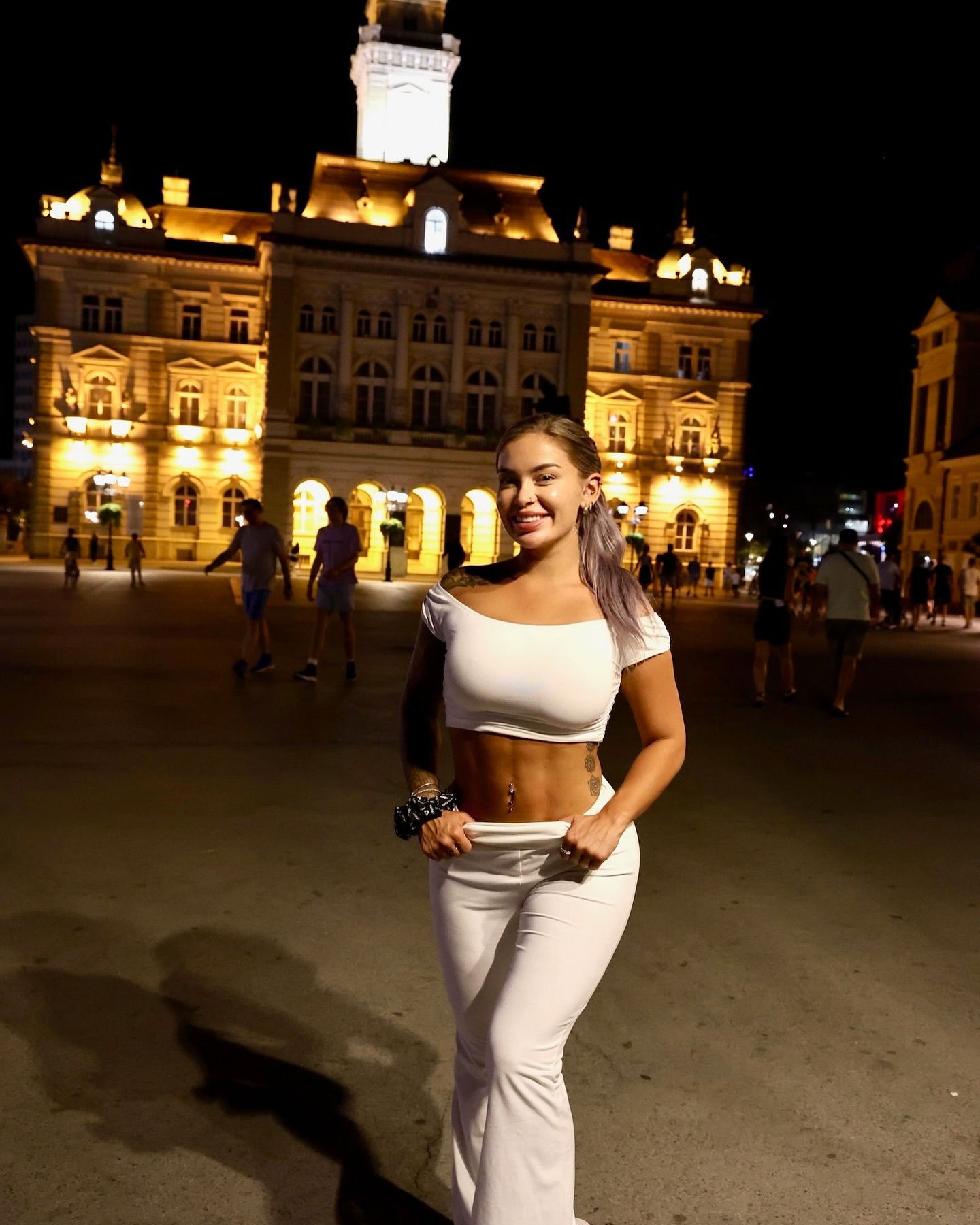 itshayleydavies instagram image archive image