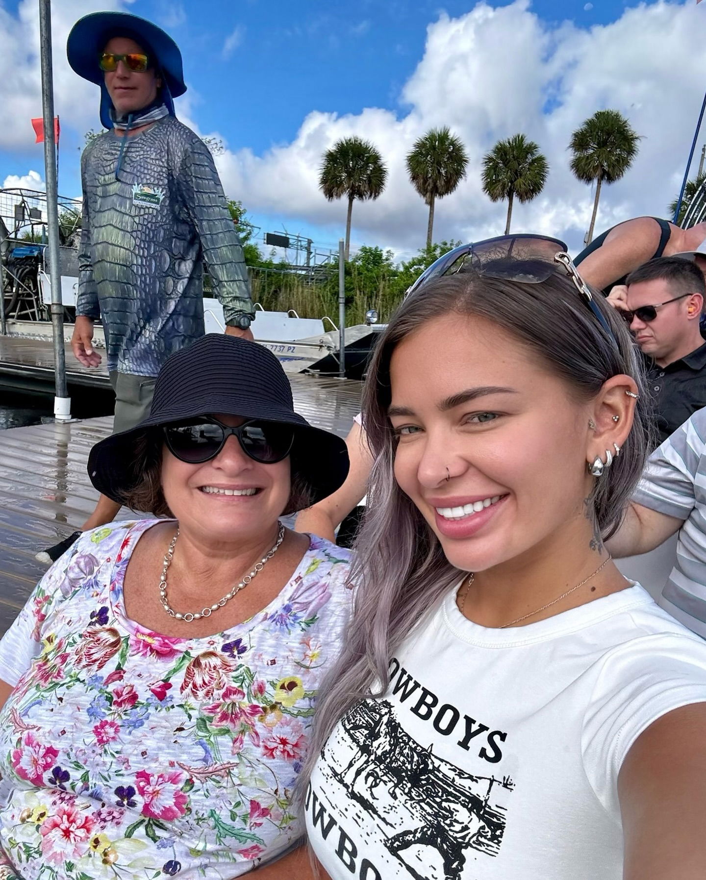 itshayleydavies instagram image archive image