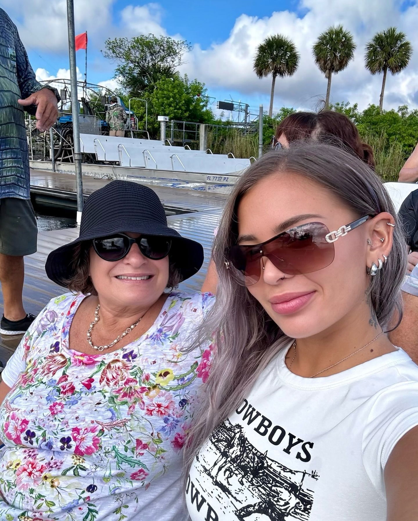 itshayleydavies instagram image archive image