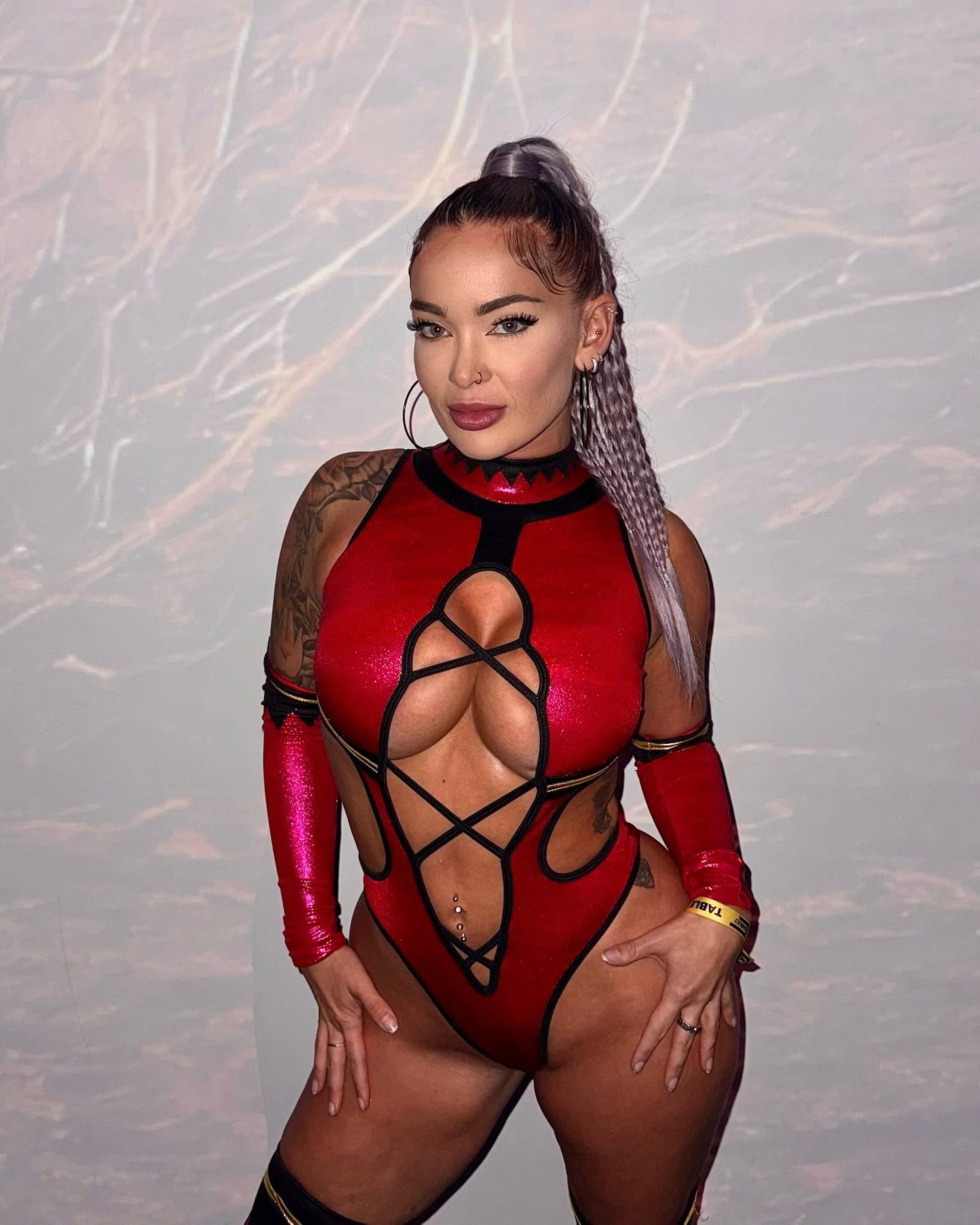 itshayleydavies instagram image archive image