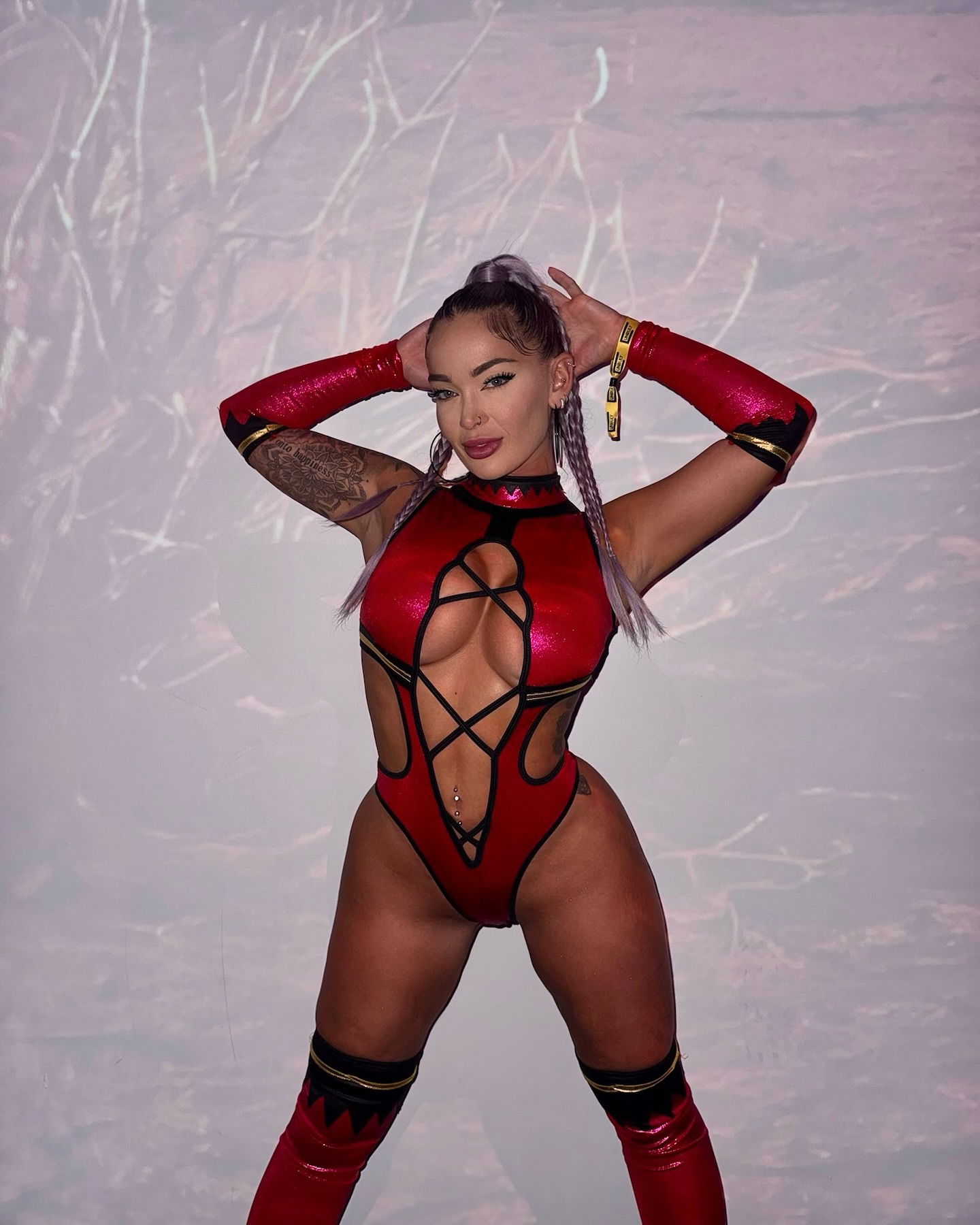 itshayleydavies instagram image archive image