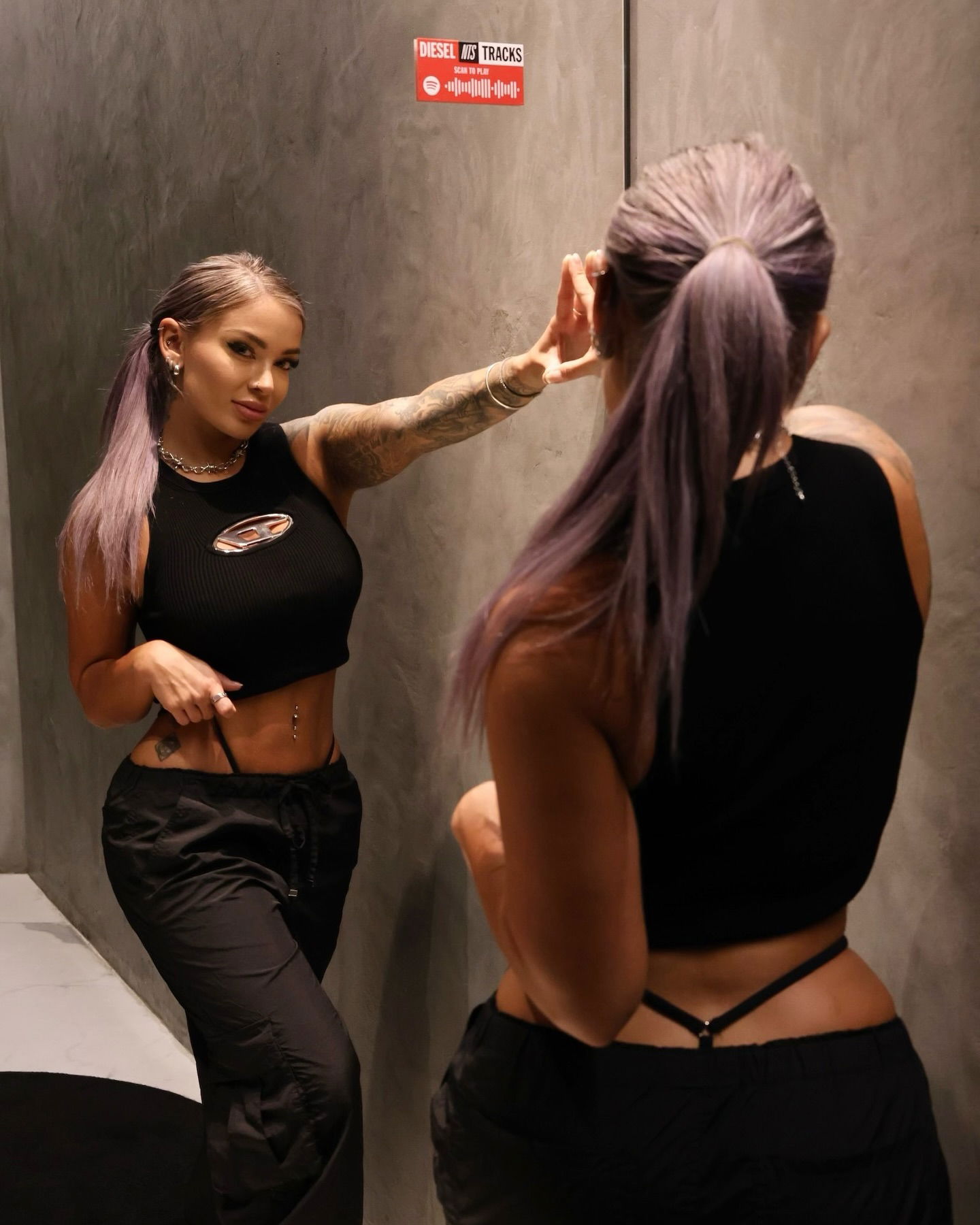 itshayleydavies instagram image archive image