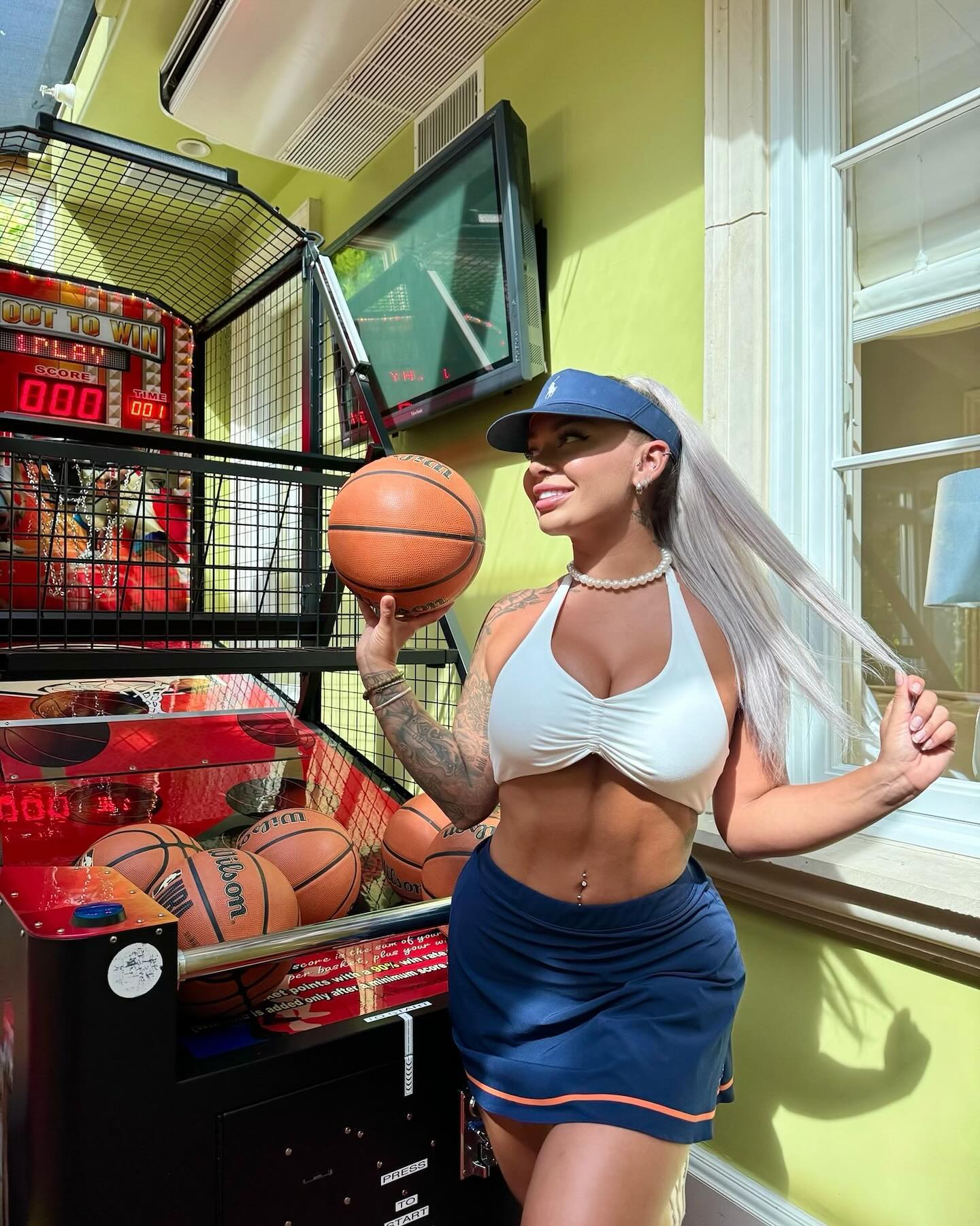 itshayleydavies instagram image archive image