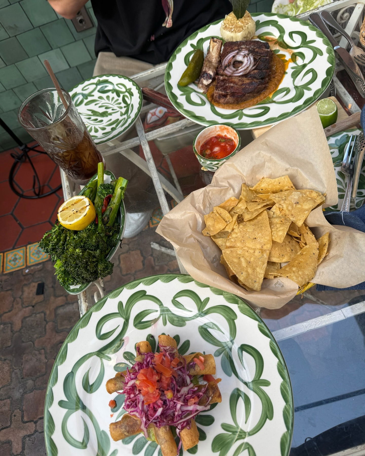 itshayleydavies instagram image archive image