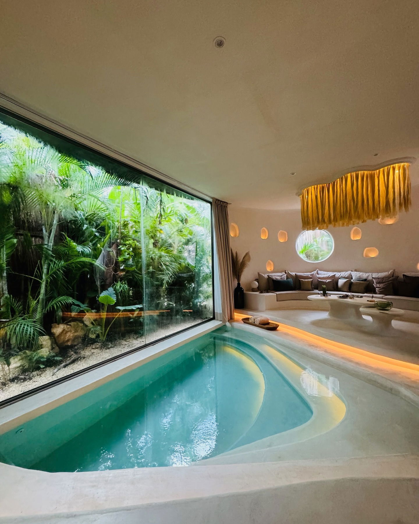 itshayleydavies instagram image archive image