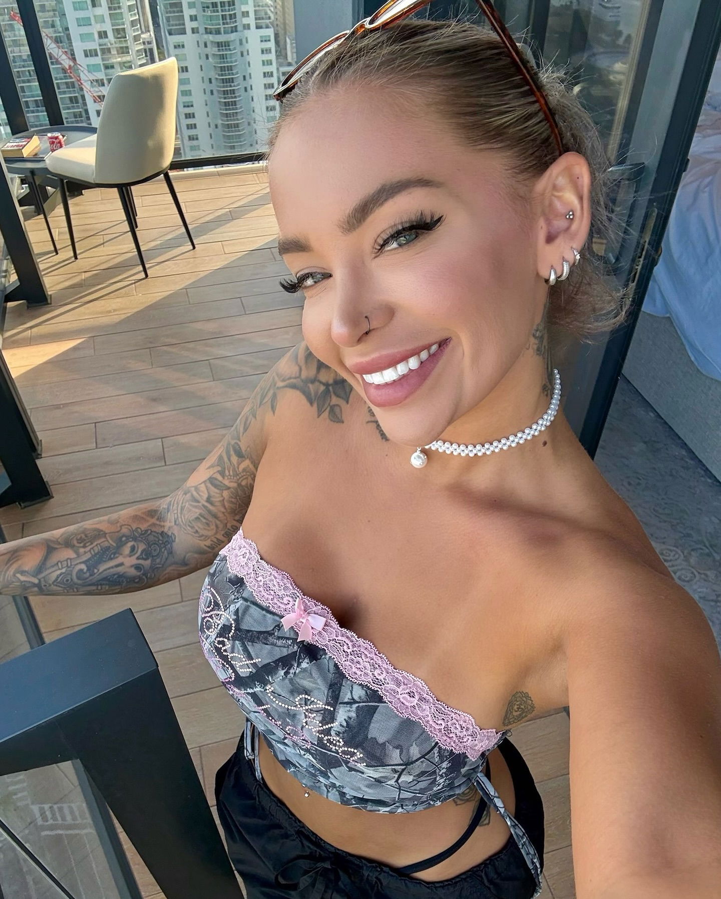 itshayleydavies instagram image archive image