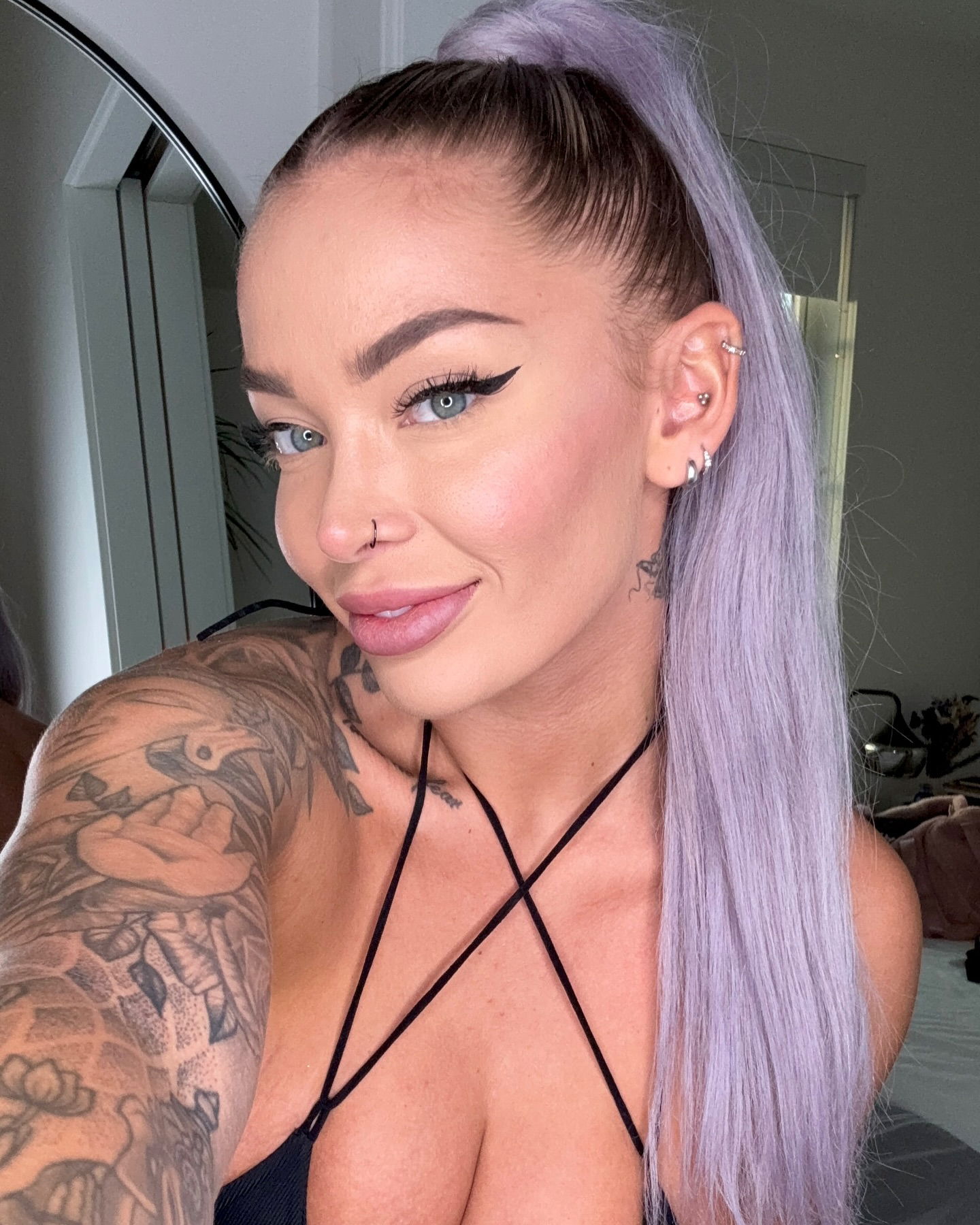 itshayleydavies instagram image archive image