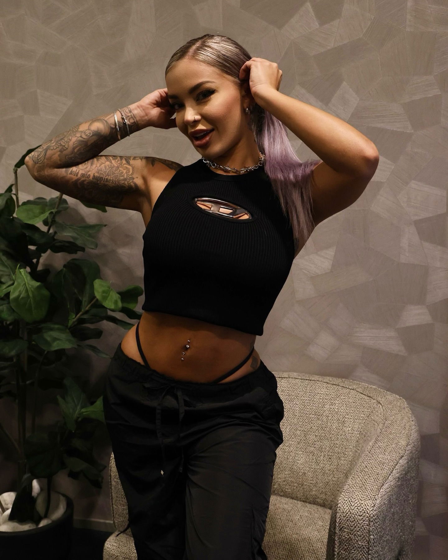 itshayleydavies instagram image archive image