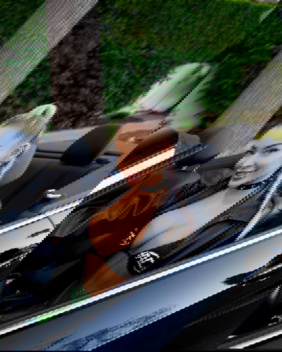 itshayleydavies instagram image archive image