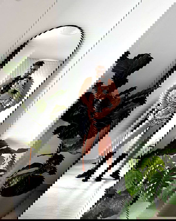 itsilanosh itsilanosh archive image