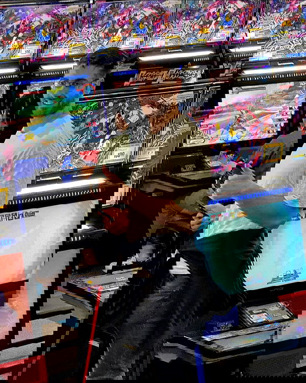 itsilanosh itsilanosh archive image