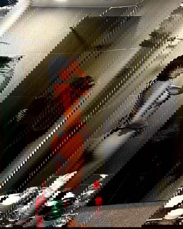 itsilanosh itsilanosh archive image