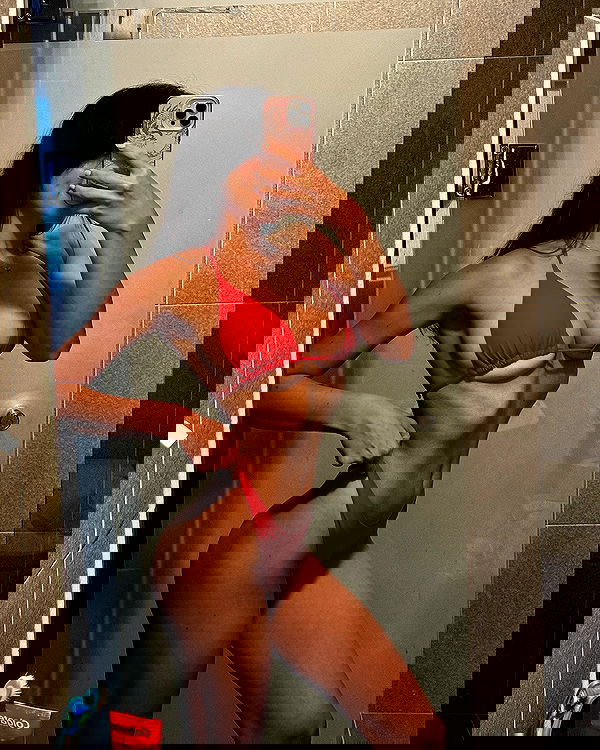 itsilanosh itsilanosh archive image