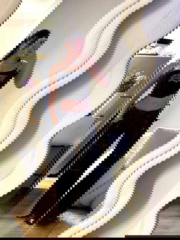 itsilanosh itsilanosh archive image