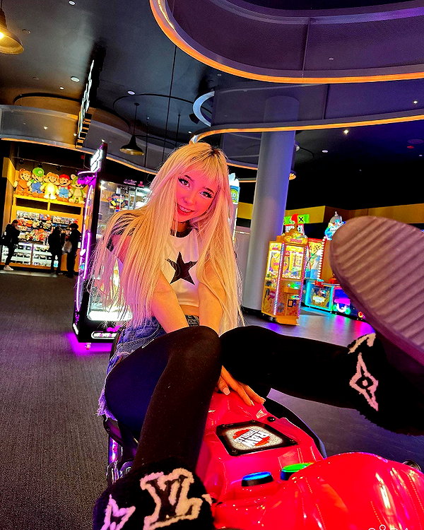 itsizzyskye instagram image archive image
