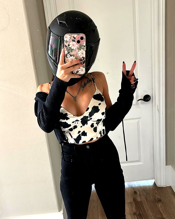 itskarlianne instagram image archive image