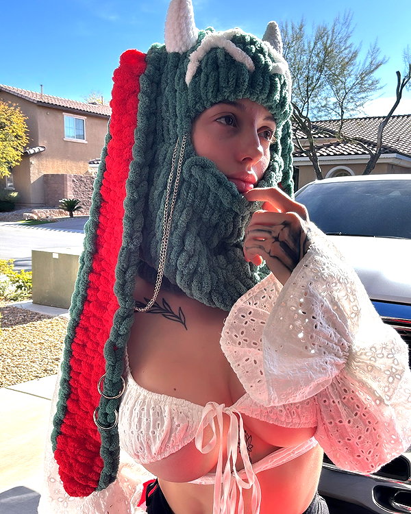itskarlianne instagram image archive image