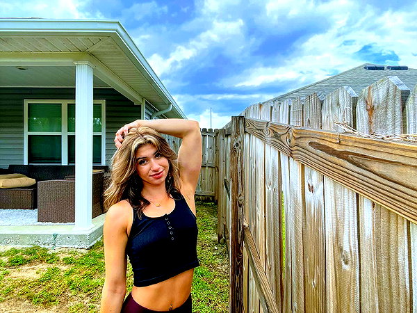 itsrebeka_19 itsrebeka_19 archive image