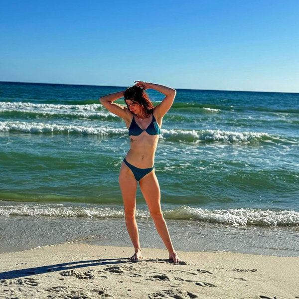 itsrebeka_19 instagram image archive image