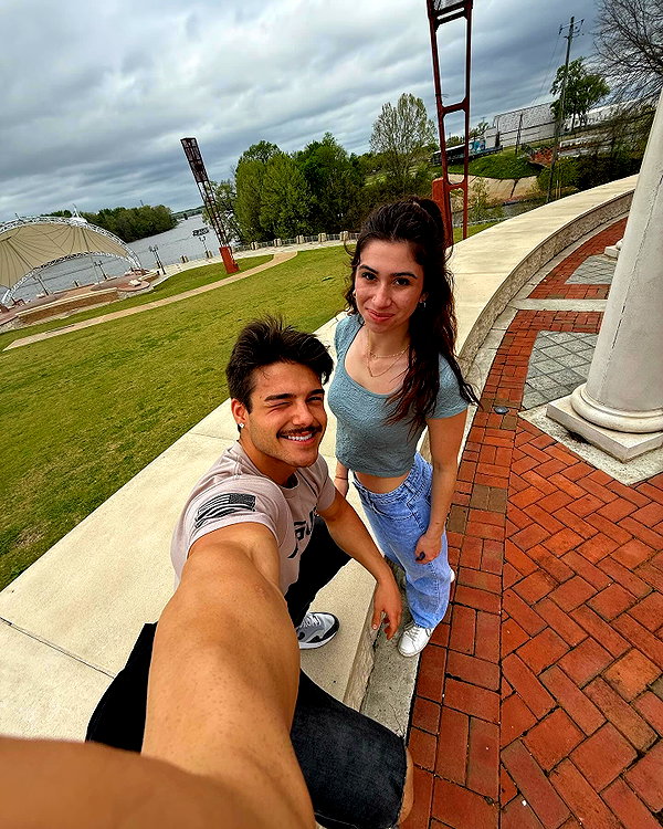 itsrebeka_19 instagram image archive image
