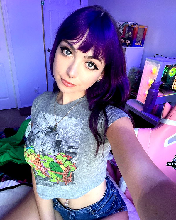 itsrowsvee instagram image archive image