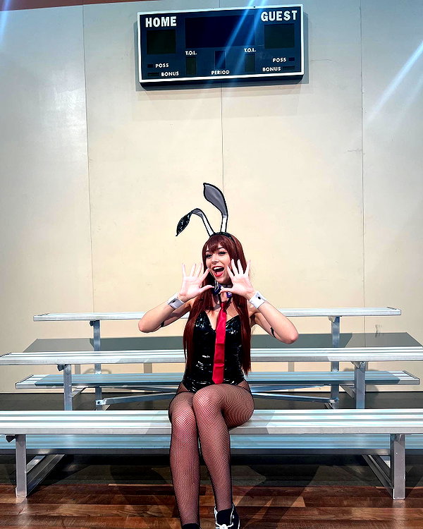 itsrowsvee instagram image archive image